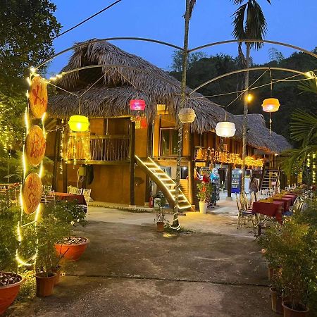 Bee Lucky Homestay Xuan Dam Екстериор снимка
